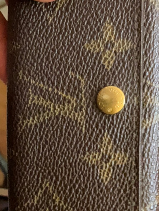 Louis Vuitton Accessories - Gently Used Lv Mono Key Case Retails $950 Low Start Final Sale